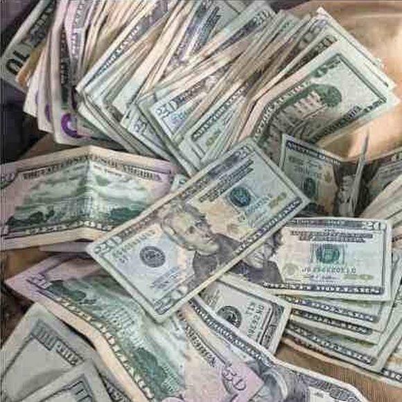 Meet your Posher, Jocelyn - Picture 1 of 1